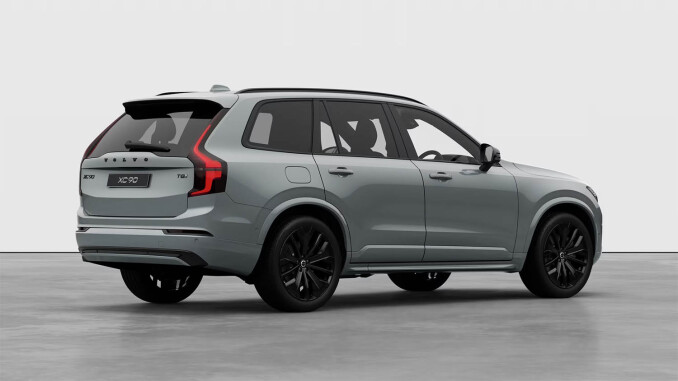 Volvo XC90 2.0 B5P Plus Pro Black Edition 5dr AWD Geartronic Petrol Estate - Image 3